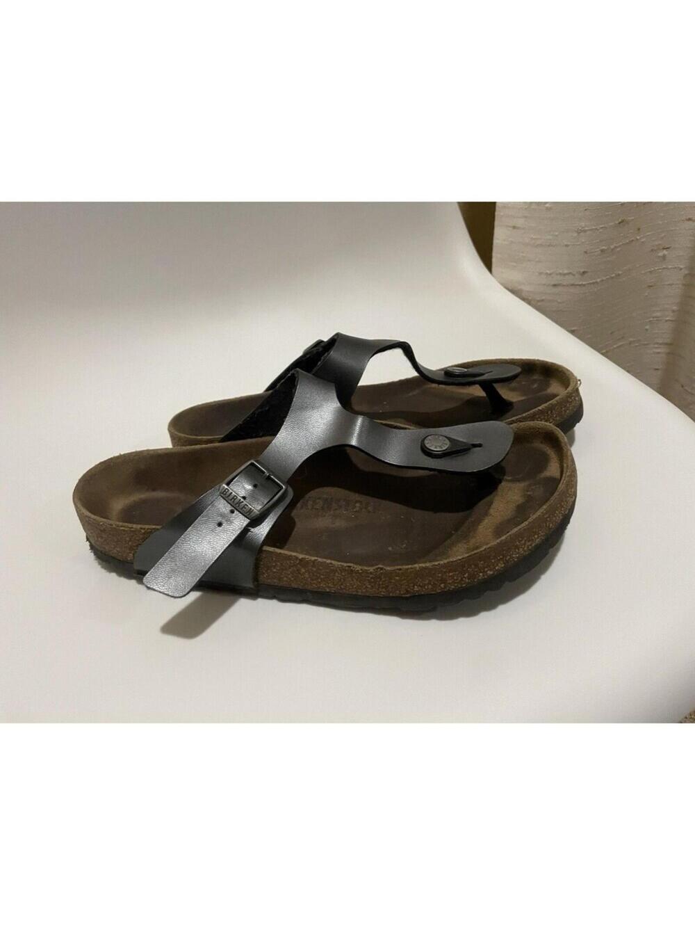 Birkenstock Gizeh Birko-Flor Metallic Gray Women’s Sandals Size 39 EU/8-8.5 US
